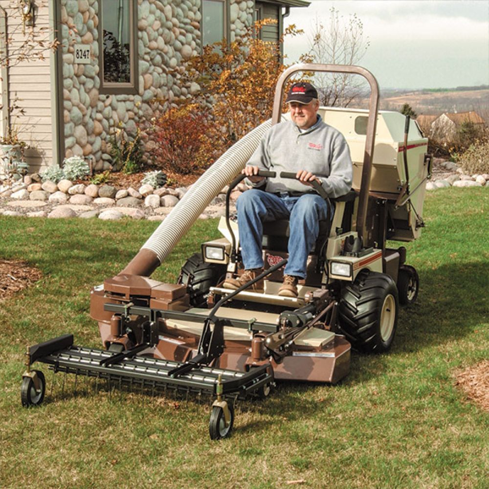 Sekačka Grasshopper 524V (záběr 107 cm, přední sečení)