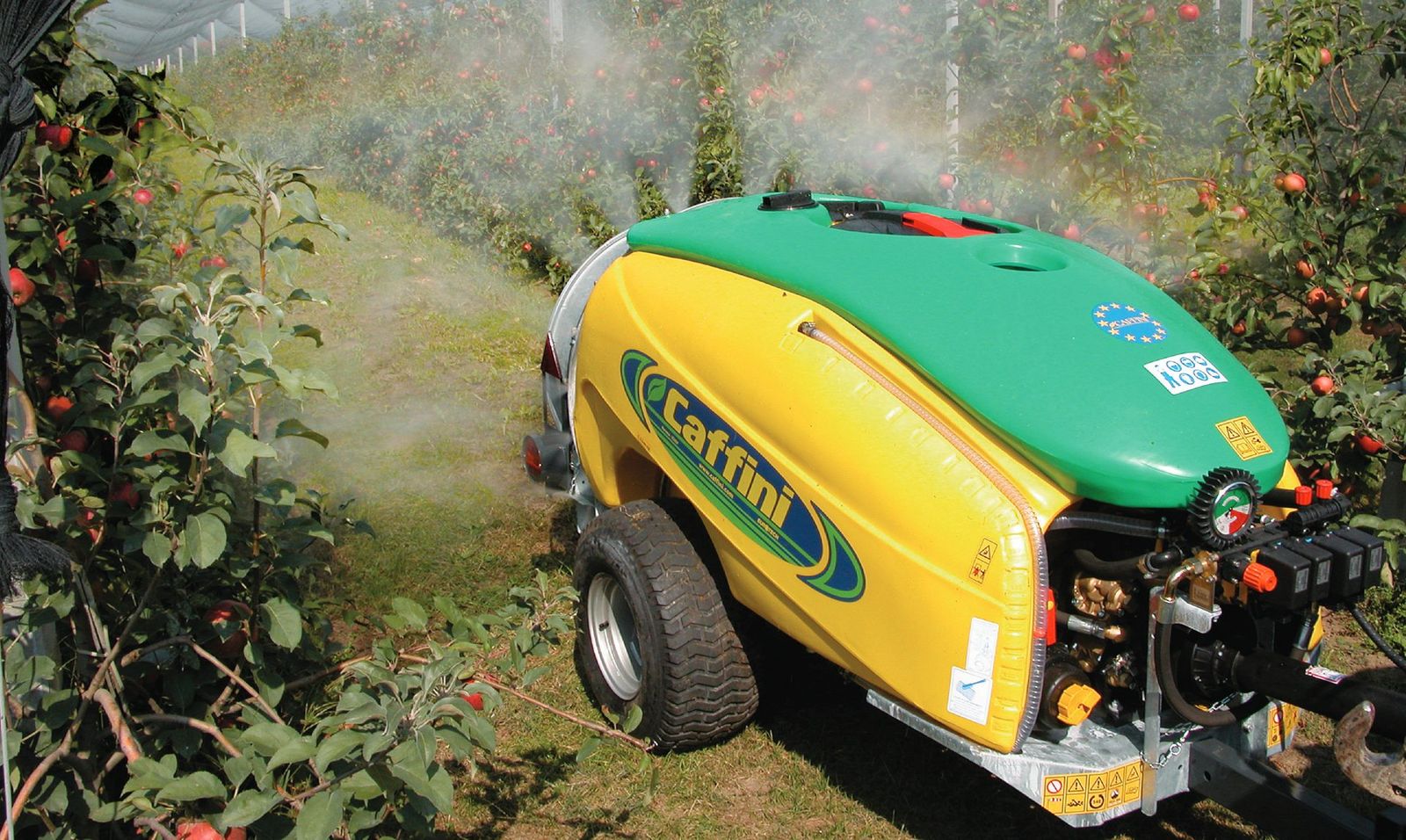 Tažený postřikovač CAFFINI TREND PLUS